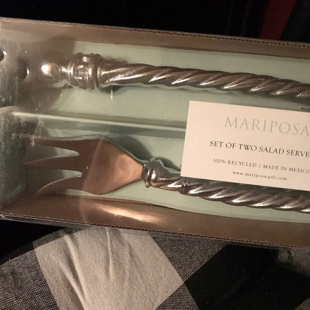 Mariposa metal salad serving set